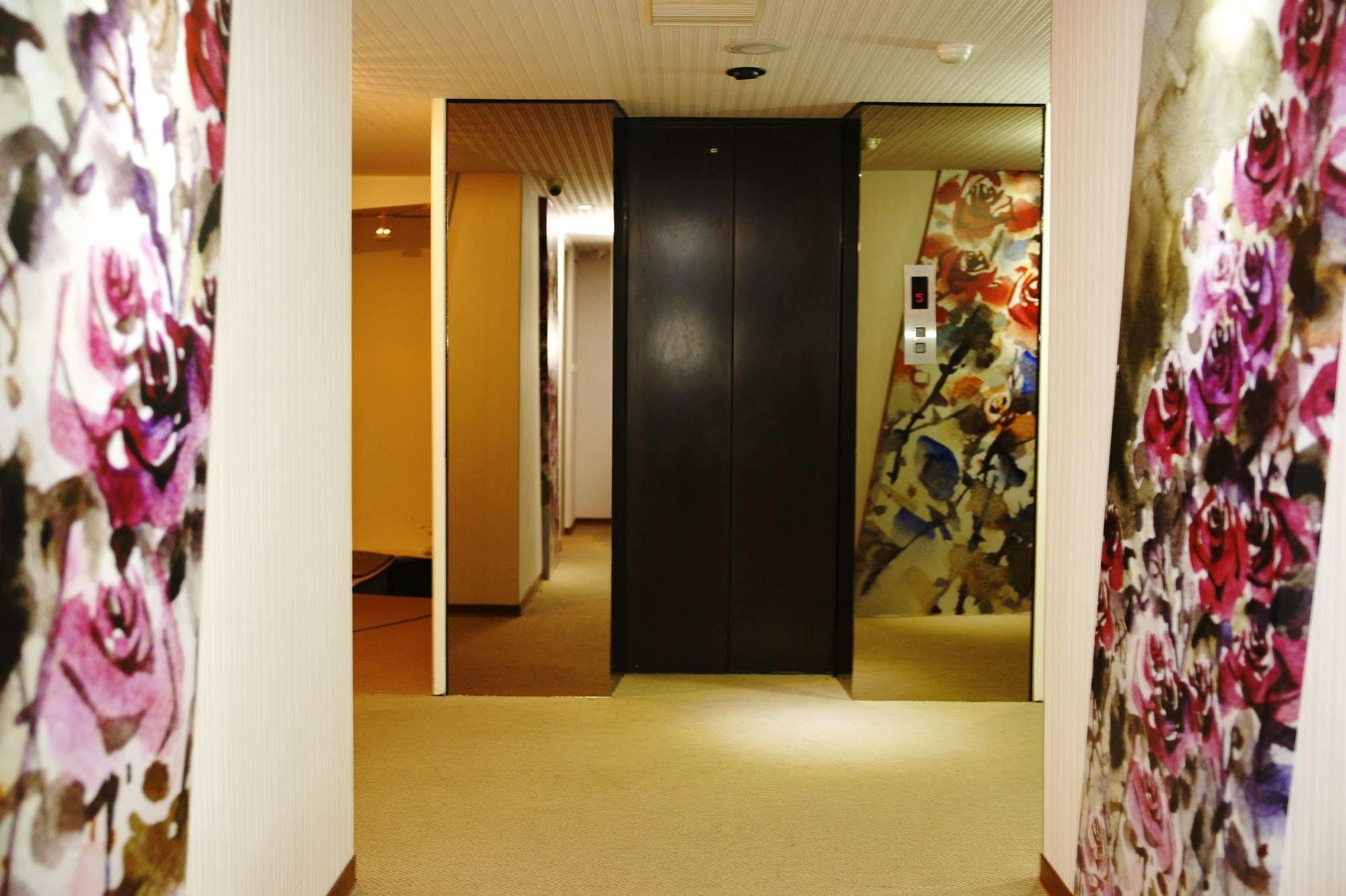 Roaders Hotel Hualien Dongda Dış mekan fotoğraf